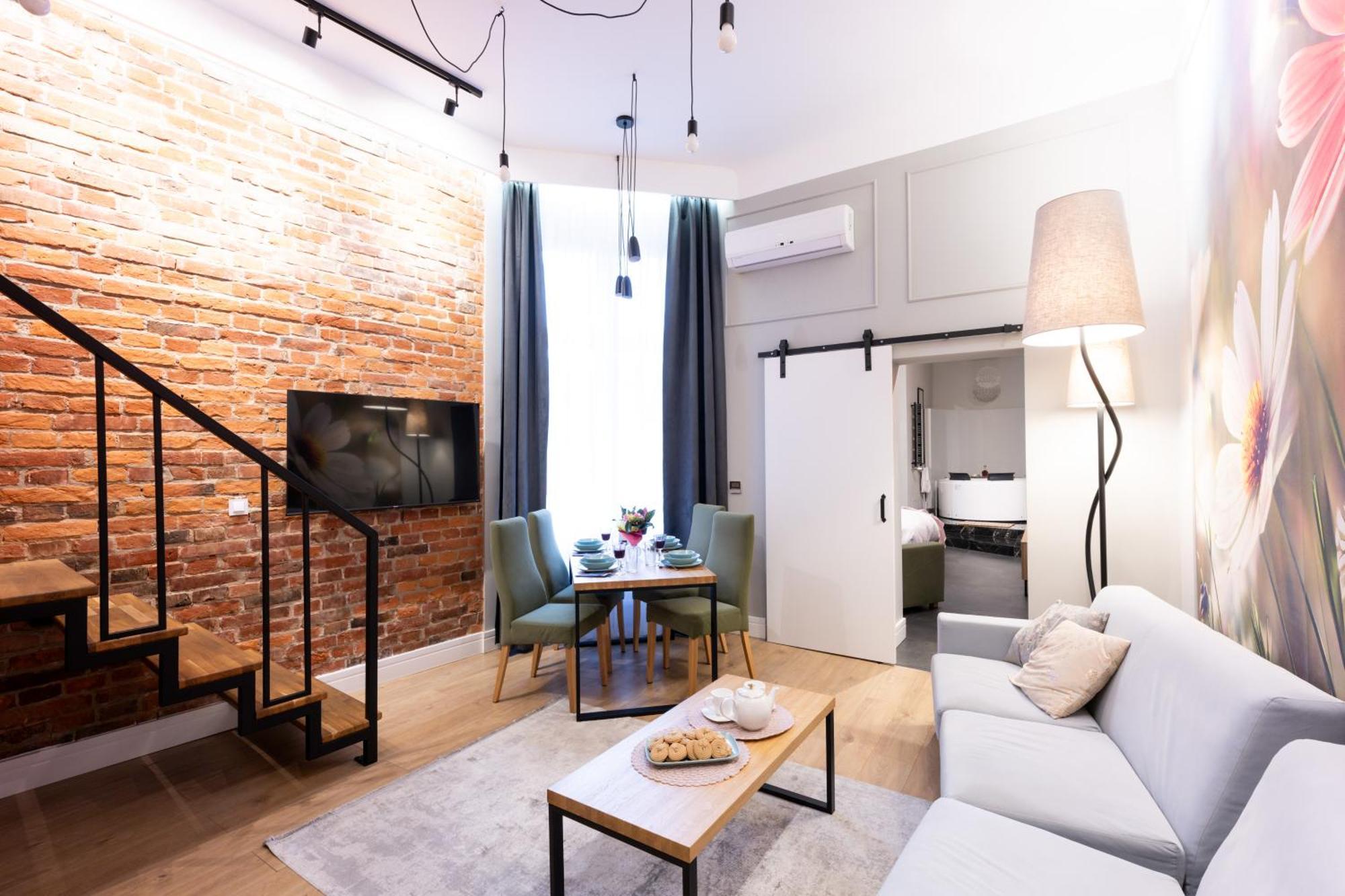 Arts Apartments - Krakow Old Town ภายนอก รูปภาพ
